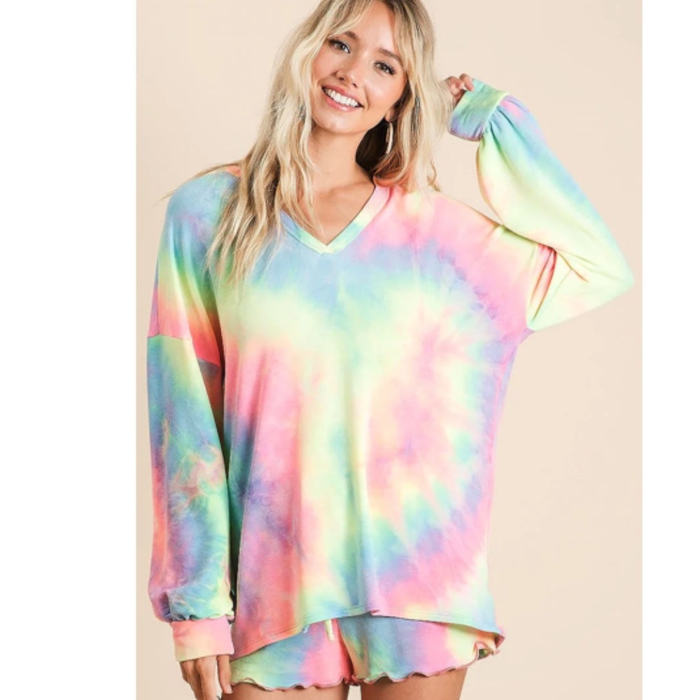BiBi Pastel Tie-Dye V-Neck Long Sleeve Top
